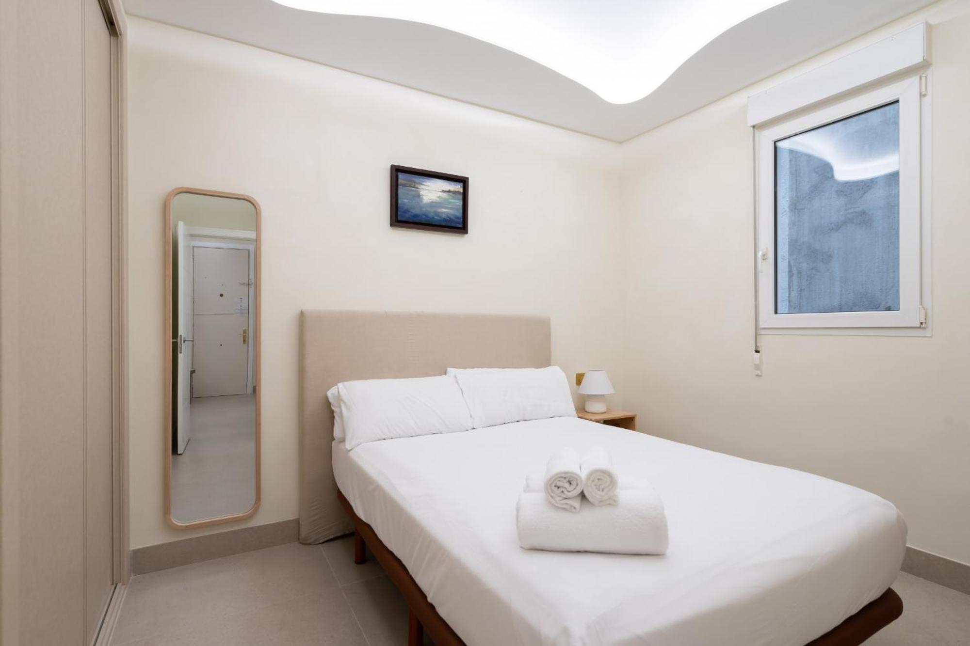 Apartamento Exclusivo En El Retiro Metro Ibiza Alquiler Temporal Мадрид Екстериор снимка
