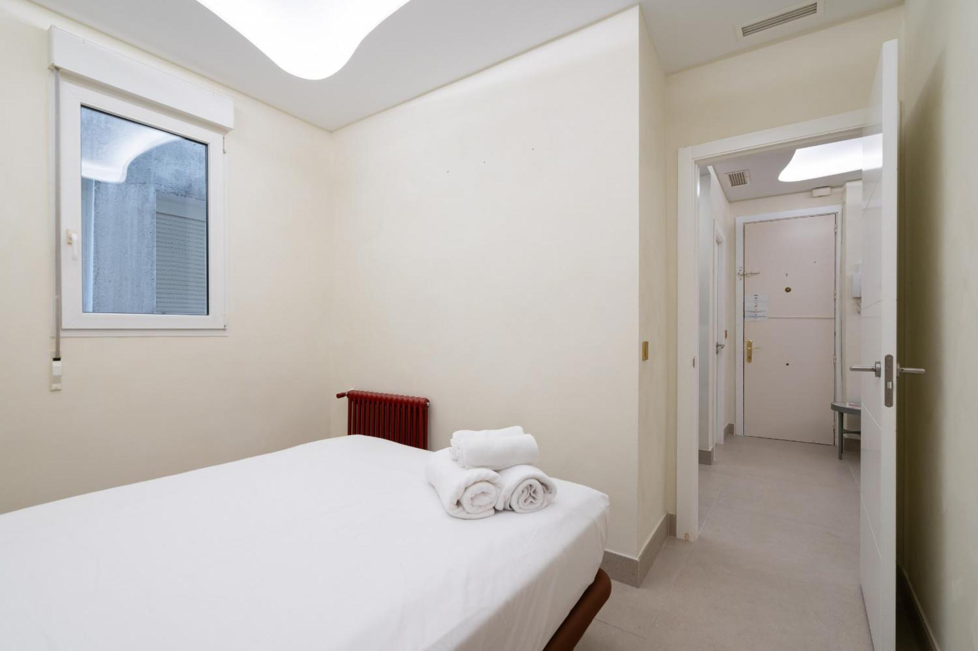 Apartamento Exclusivo En El Retiro Metro Ibiza Alquiler Temporal Мадрид Екстериор снимка