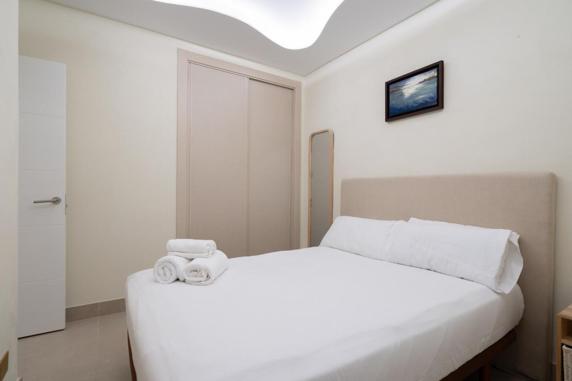 Apartamento Exclusivo En El Retiro Metro Ibiza Alquiler Temporal Мадрид Екстериор снимка
